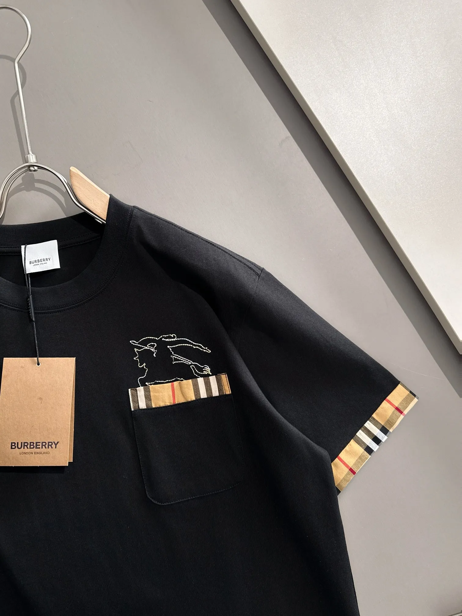 BBR BURBERRY 2026New Arrival logo Same Style t · 260 100％ · 32 · ：Black Size：S M L XL